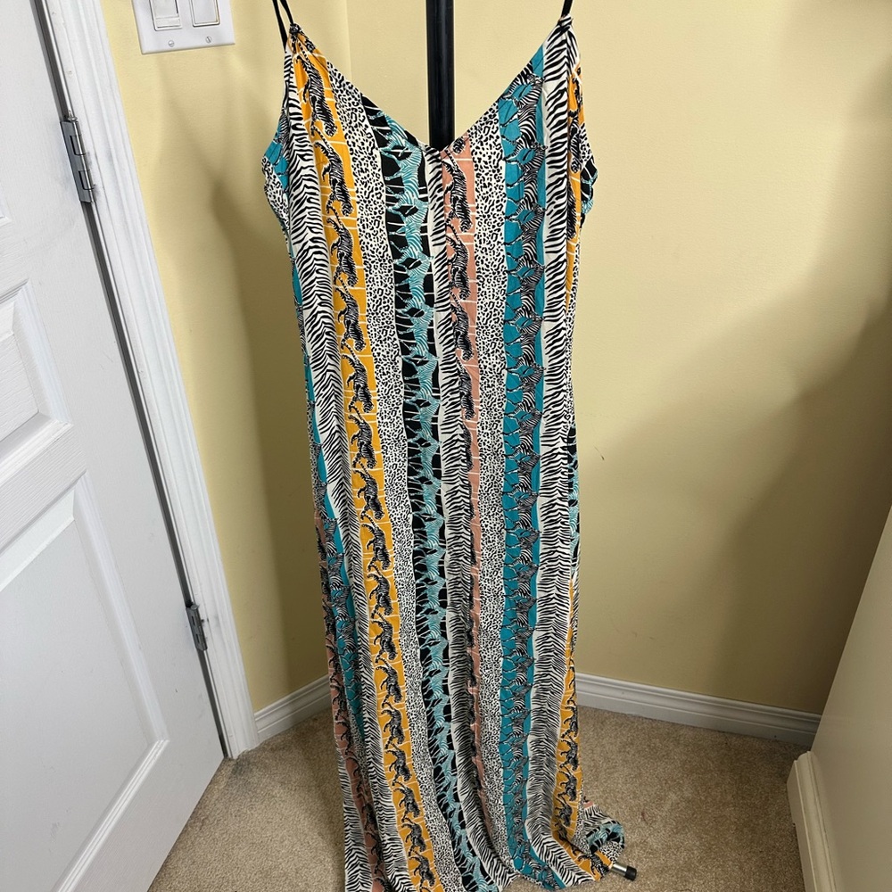 NWT Hide and Seek Animal patterned maxi dress with front slit Safari Dream